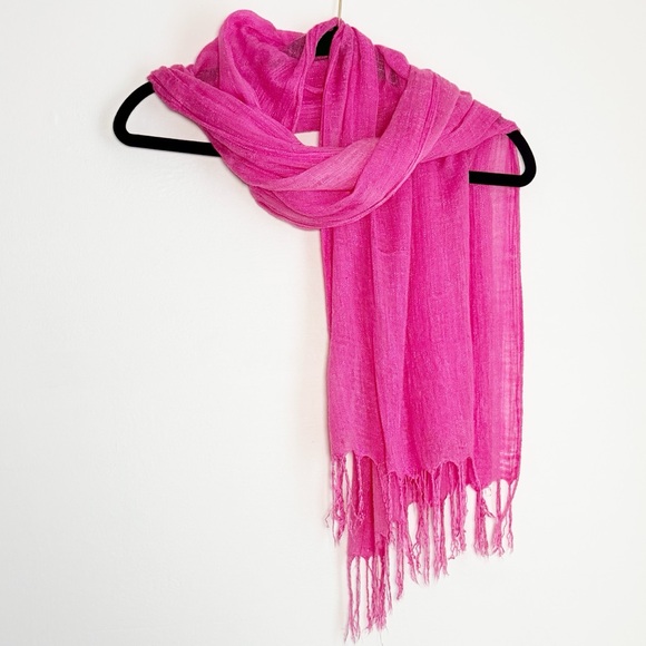 Accessories - Elegant Pink Scarf